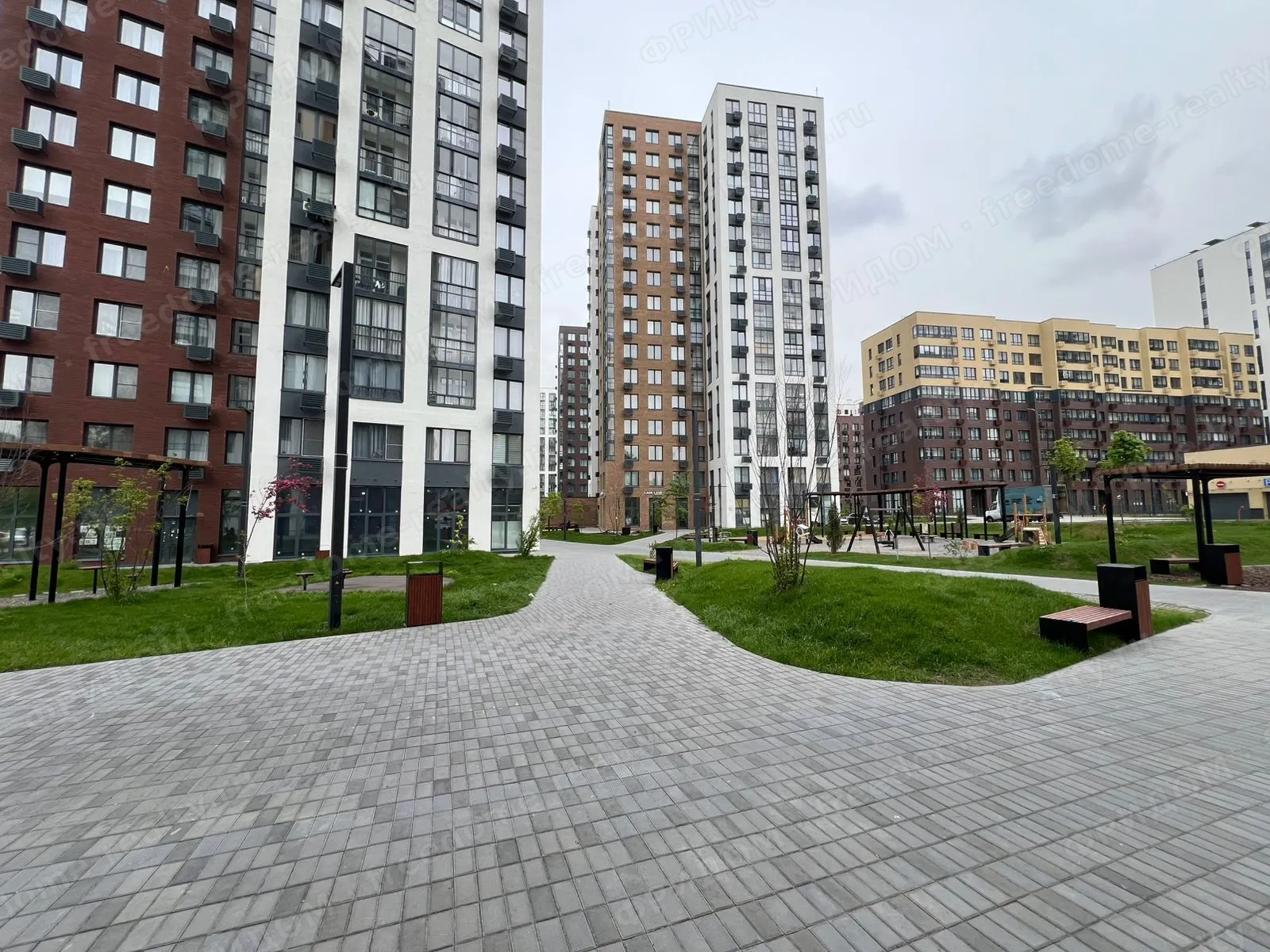 Москва, ул. Сальвадора Дали, д. 1, к. 1