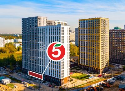 Пятерочка. ЖК Лучи ул. Производственная, 19к1  Торговая площадь 339,1 кв м