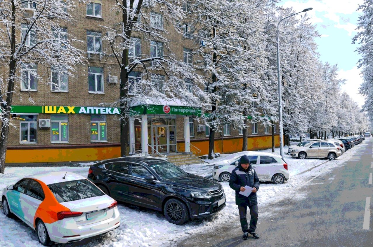 Пятерочка и Аптека Шах ул Парковая 14-я, д. 8  Торговая площадь 575,6 кв м  PARK001