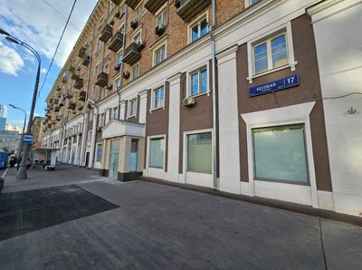 Яндекс Лавка ул. Беговая 17к1  Торговая площадь 329,5 кв м  BEG002