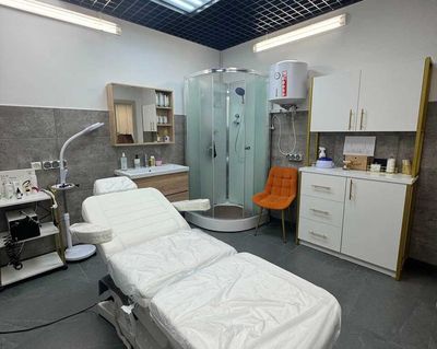 Салон красоты «Enzo Prof» ЖК Легендарный квартал ул Берёзовая аллея, 19к1  Торговая площадь  95,9 кв м