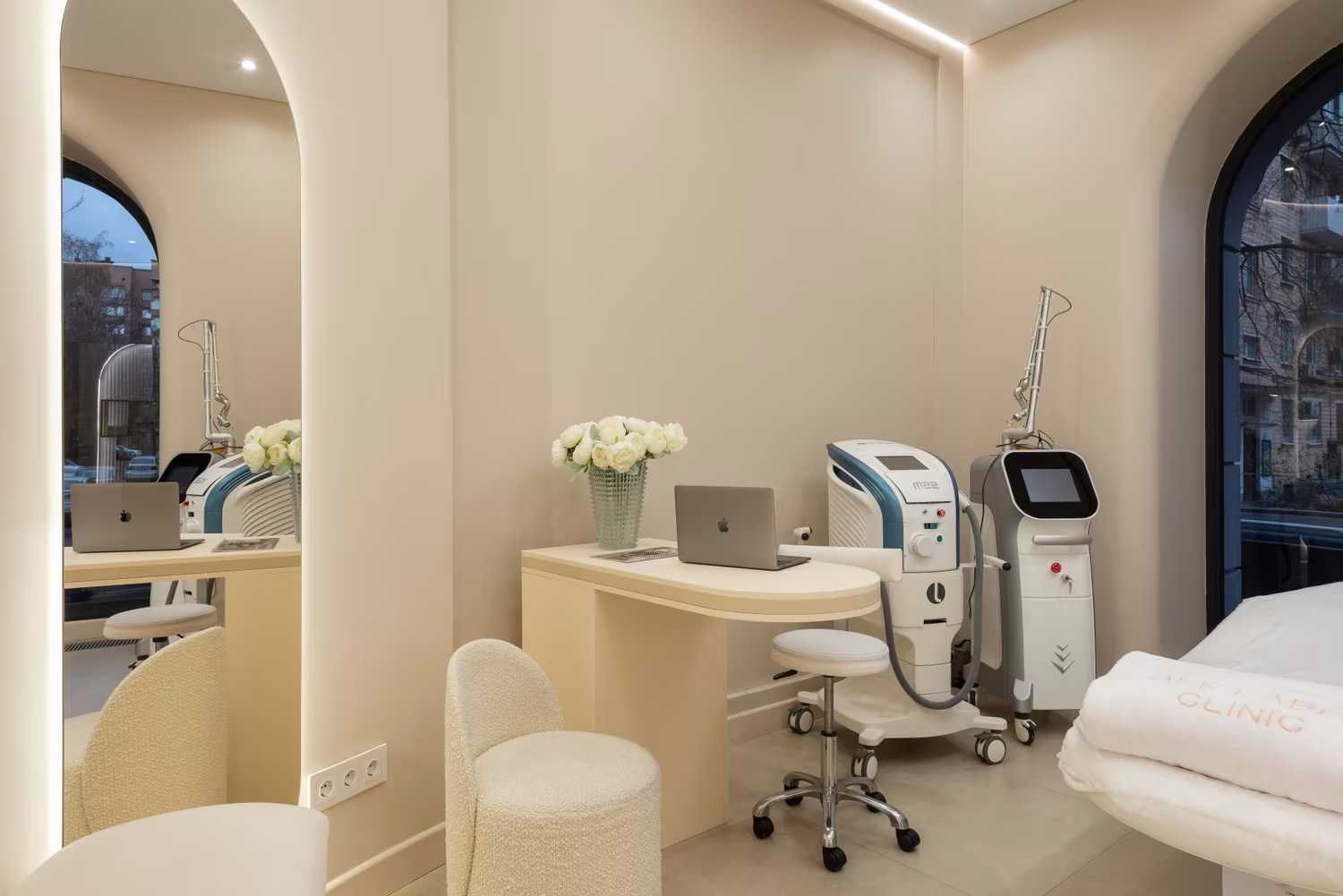 Косметический салон «Off Label Clinic» Клубный дом "Bunin" ул Плющиха, д. 37 Торговая площадь 104,2 кв м