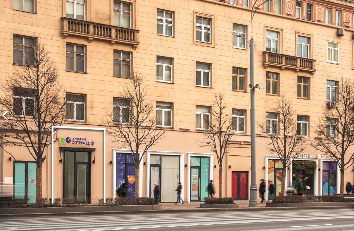 Салон Черника Оптика Москва, ул. Земляной Вал, д. 25  58,2 кв м