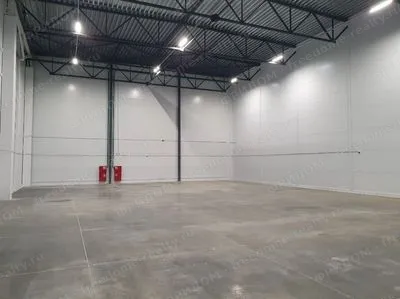 Московская область,Подольск, мкр. Климовск, Коммунальная ул., 44   Блок D Бокс 31  (979,87 кв м)