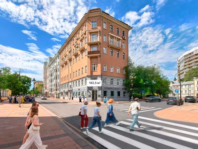 Москва, Малая Никитская, д. 8/1  Помещение 142,5 кв м  Ювелирный и магазин подарков