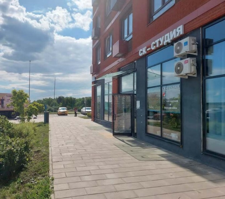 Москва, р-н Щербинка, ул Уточкина, д 5 к 1 Помещение 128,3 кв м Салон красоты