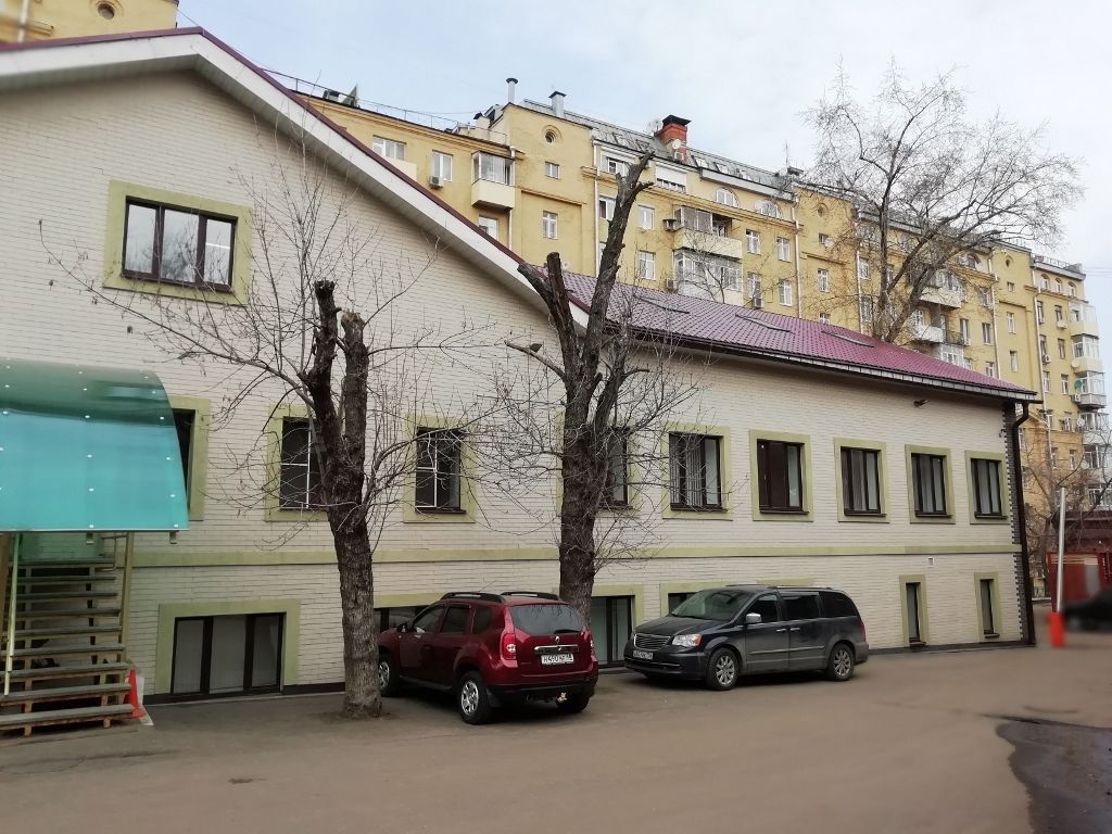 Бизнес-центр, 2-й Вражский пер., 7