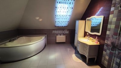 Дом, 400 м² — Московская область, Одинцовский го , д. Сивково, кп Зелёная Роща-1, ул. 2-я Восточная