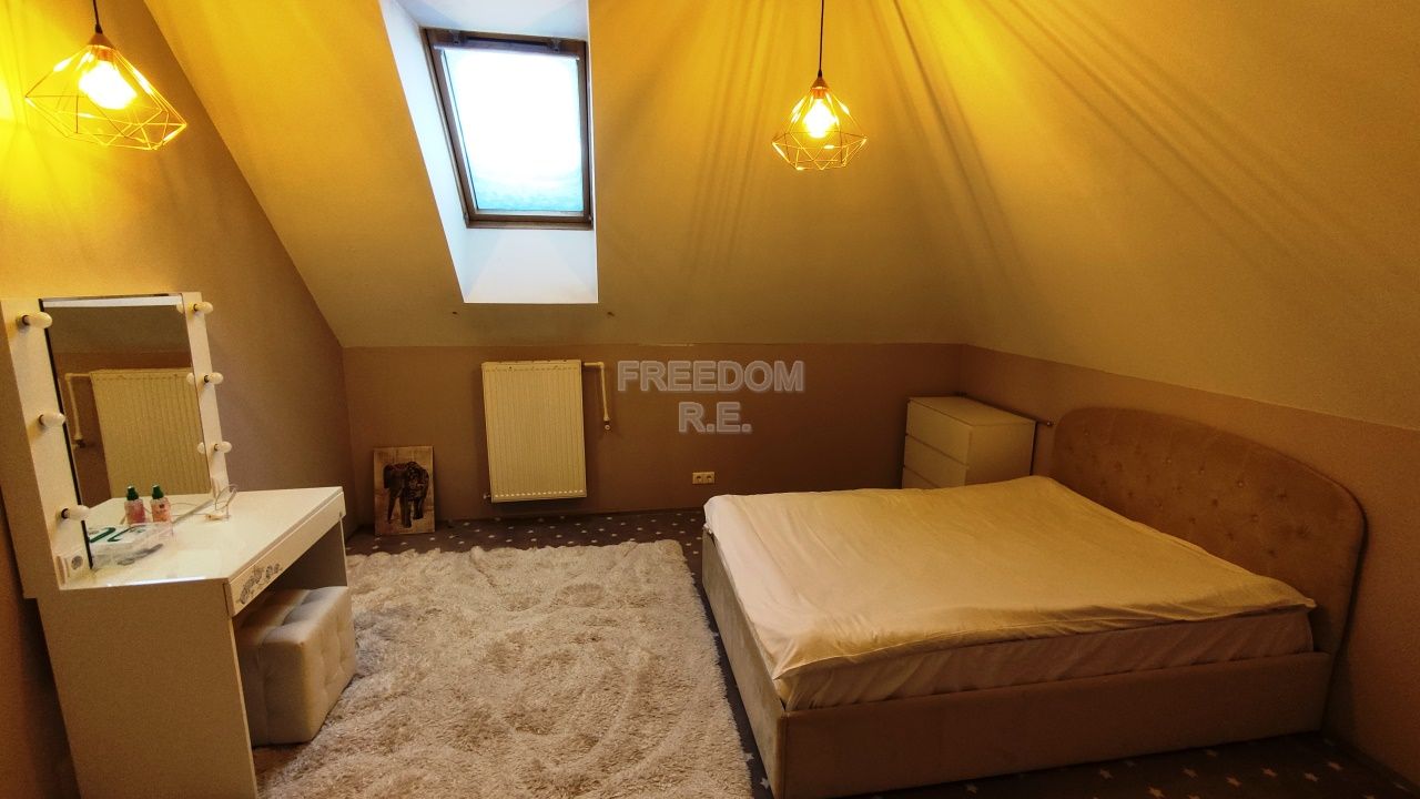 Дом, 400 м² — Московская область, Одинцовский го , д. Сивково, кп Зелёная Роща-1, ул. 2-я Восточная