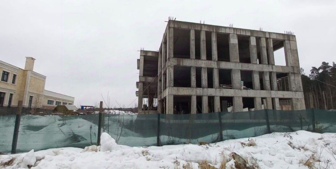 Дом, 1500 м² — Московская обл, Красногорск го, снт Усадьба