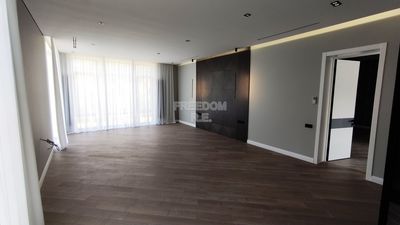 Дом, 797 м² — Москва, ТАО (Троицкий), Первомайское поселение, д. Каменка, кп Графские Пруды