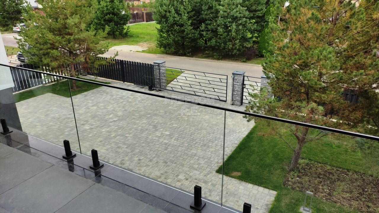 Дом, 552 м² — Москва, дер. Милюково,  кп Чистые Ключи