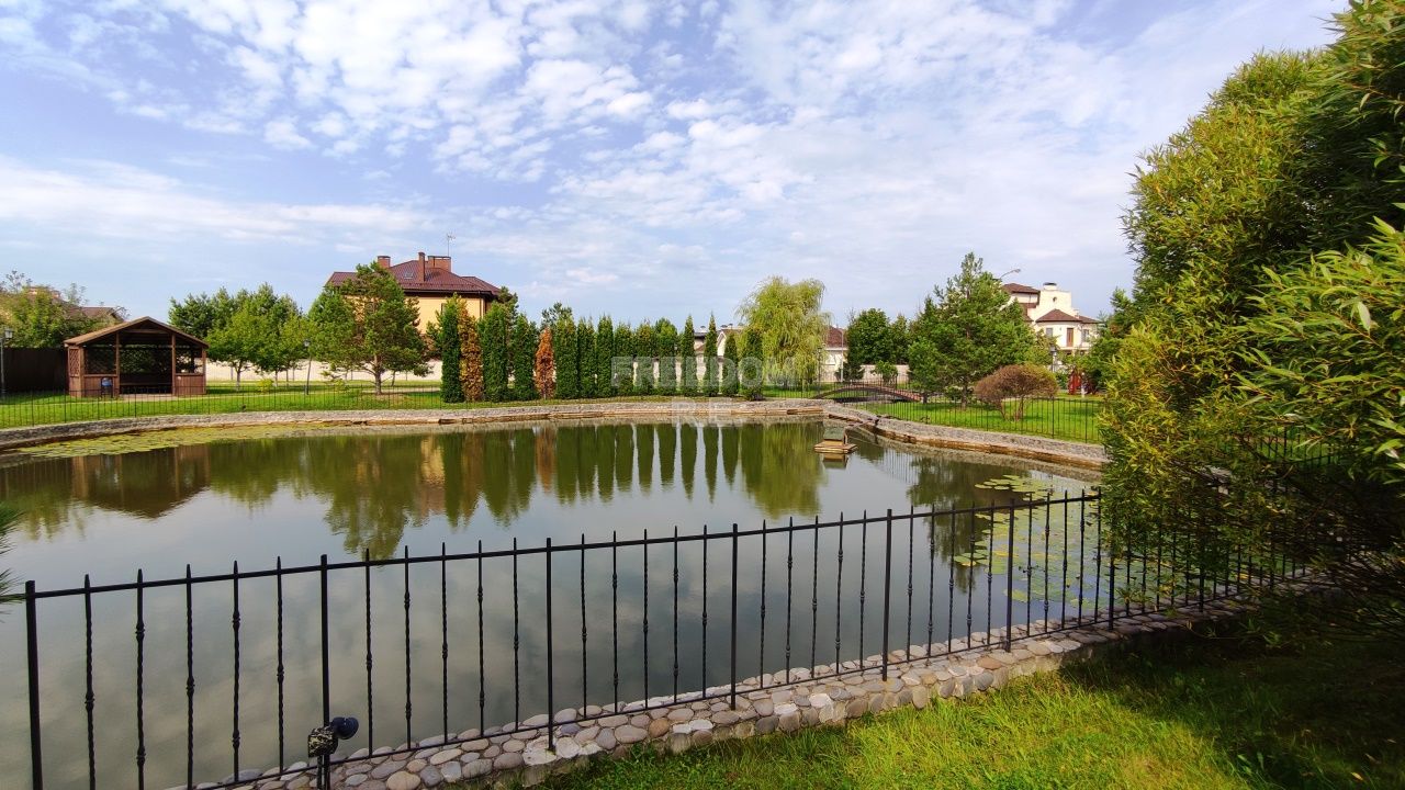 Дом, 552 м² — Москва, дер. Милюково,  кп Чистые Ключи