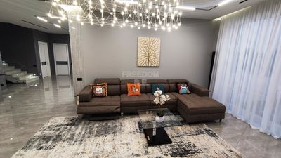 Дом, 470 м² — Москва, пос. Первомайское, дер. Милюково, кп Чистые Ключи