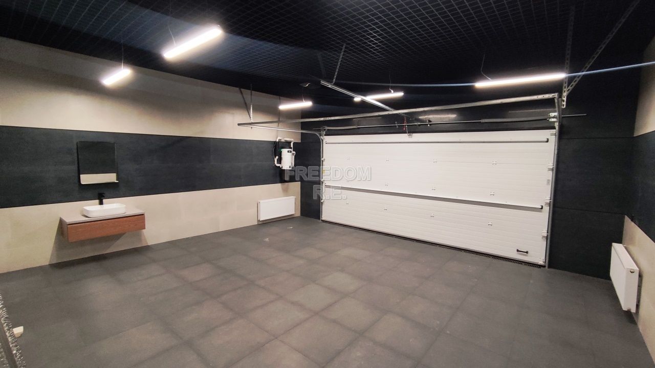 Дом, 470 м² — Москва, пос. Первомайское, дер. Милюково, кп Чистые Ключи