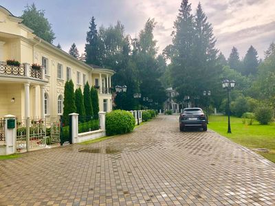 Дом, 755 м² — Московская обл., Одинцовский г.о., д. Новодарьино