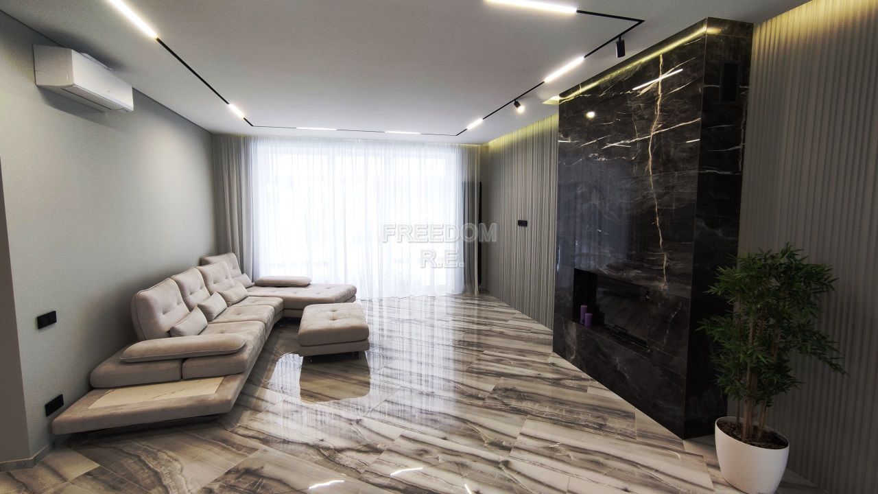 Дом, 450 м² — Москва, пос. Первомайское, дер. Милюково, кп Чистые Ключи