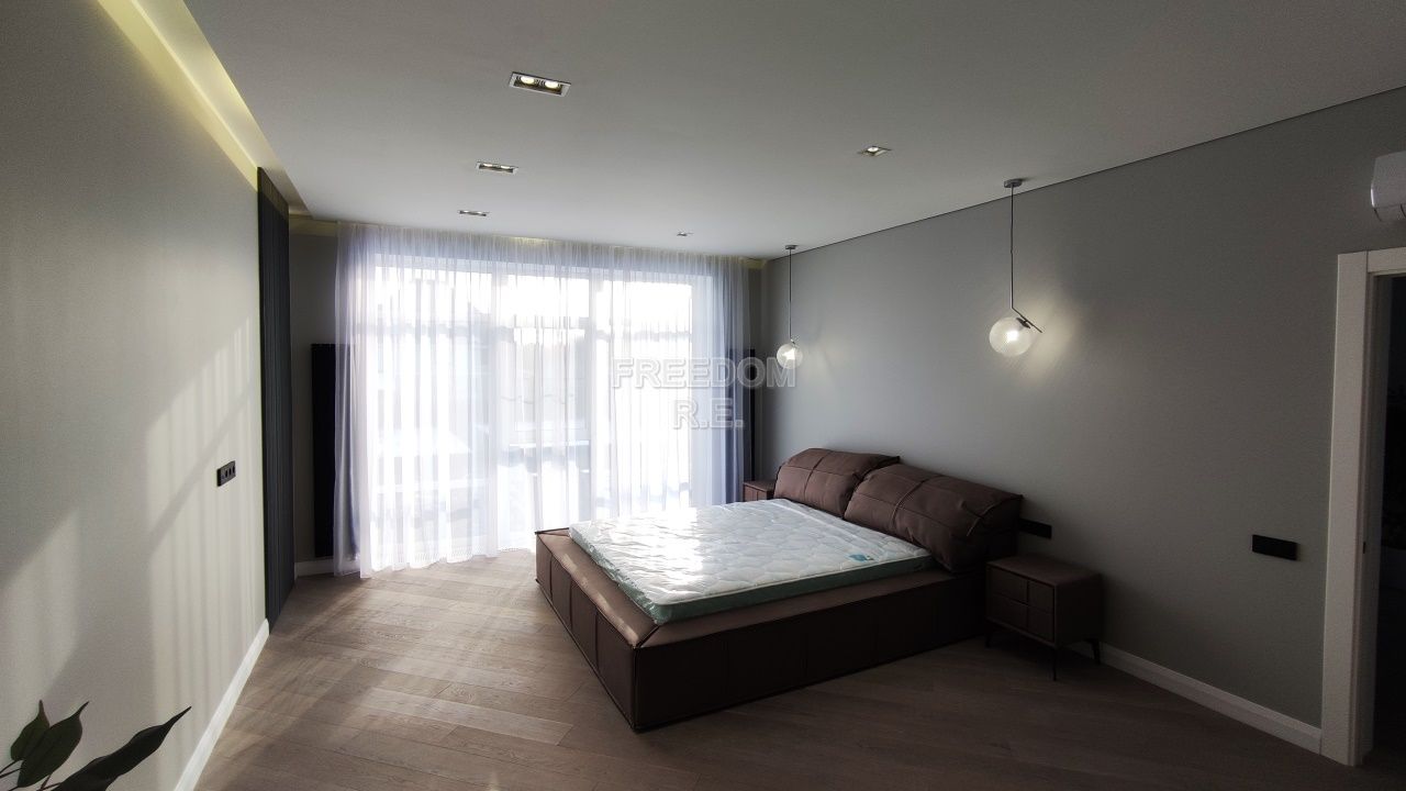 Дом, 450 м² — Москва, пос. Первомайское, дер. Милюково, кп Чистые Ключи