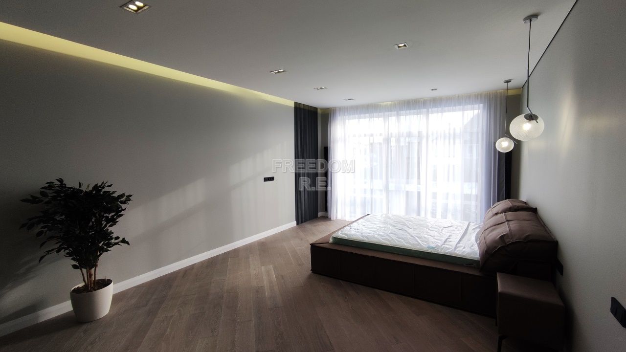 Дом, 450 м² — Москва, пос. Первомайское, дер. Милюково, кп Чистые Ключи
