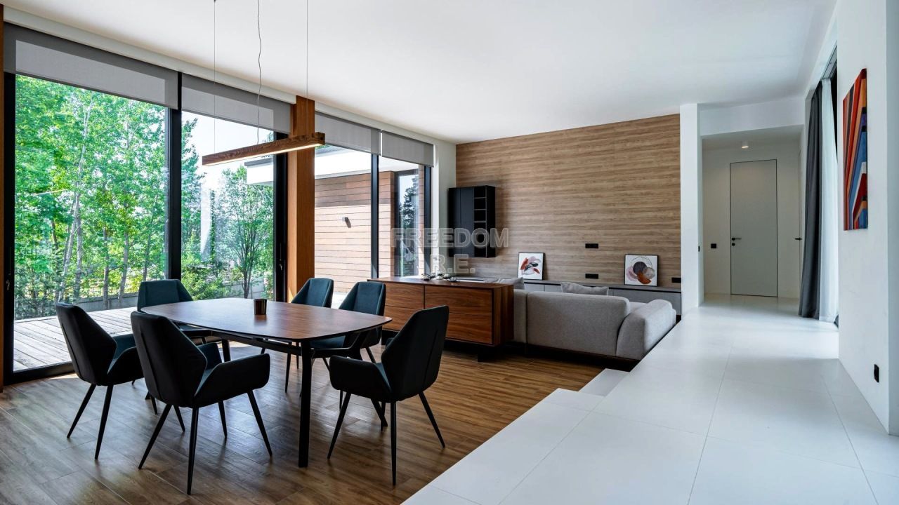 Дом, 350 м² — Московская обл, Истра го, кп Новолеоново