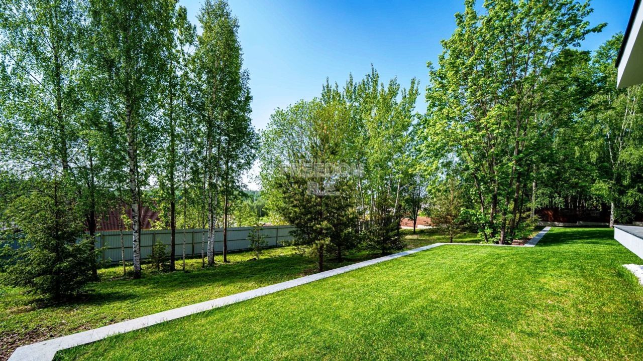 Дом, 350 м² — Московская обл, Истра го, кп Новолеоново