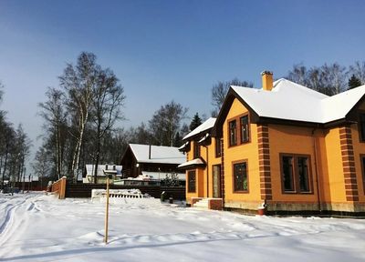Лужайкино