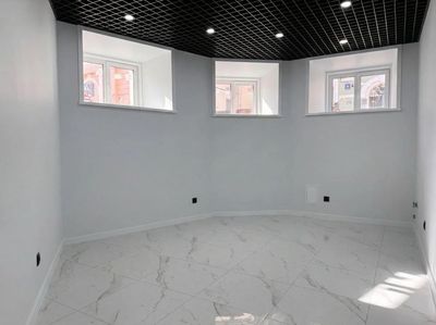 Москва пер. Гусятников д. 3/1с1 Помещение 96,5 кв м  Бьюти Коворкинг