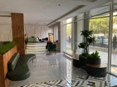 Москва г., Завода Серп и Молот пр-д, офис 137,2  кв.м в БЦ РОСТЭК