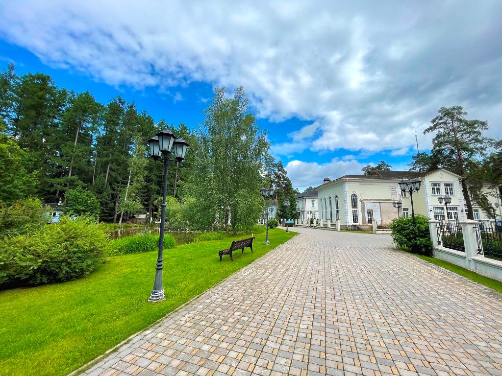 Московская обл, Одинцовский го, Новодарьино, ТСН Лебядиное озеро