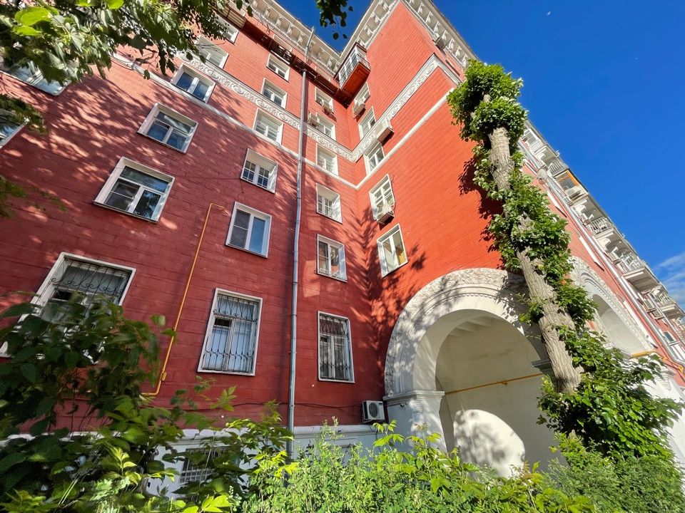 Москва, ул. Строителей, д. 4, к. 2