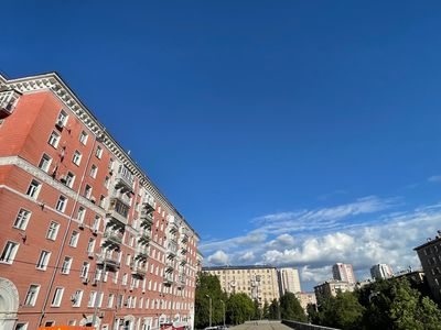 Москва, ул. Строителей, д. 4, к. 2