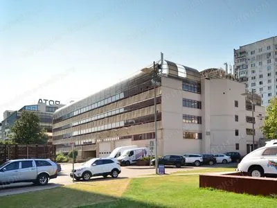 БЦ Green Point: офисные корпуса и парковка