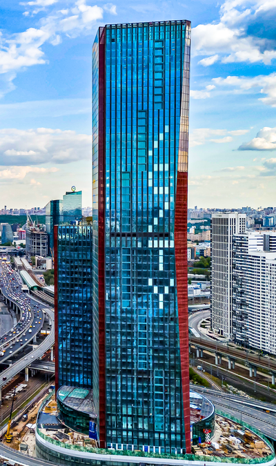 МФК iCity, башни Space Tower и Time Tower, июнь 2024. Wikimedia Commons, лицензия CC BY 4.0, автор указан на странице файла