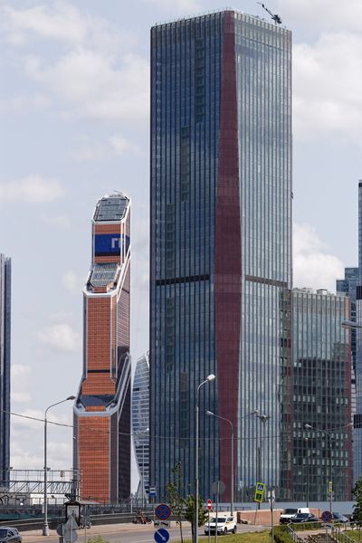Башни iCity, июнь 2025. Wikimedia Commons, лицензия CC0, автор указан на странице файла