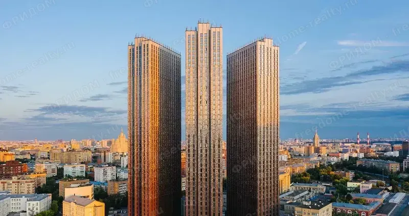 ЖК «Presnya City» — фасад — три башни на фоне городской панорамы