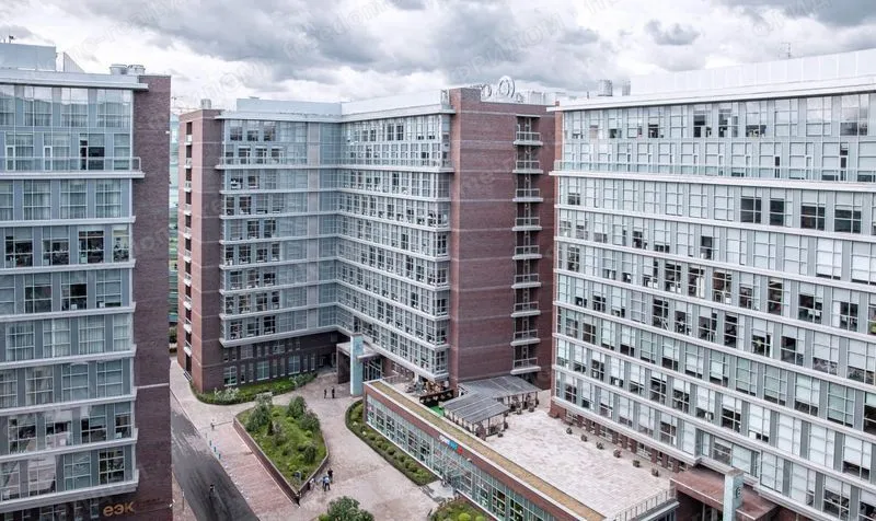 Корпуса бизнес-центра Vivaldi Plaza на Летниковской улице. Фото с сайта собственника O1 Properties.