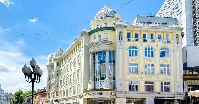 МФК «Мидлэнд» (Midland Plaza), Арбат, 10 — угловая часть фасада