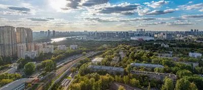 Вид на район Покровское-Стрешнево и Москву-реку, сайт девелопера FORMA.