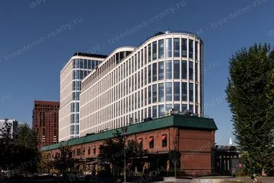 БЦ AFI Square, Грузинский Вал 11 — вид на корпуса, сумерки