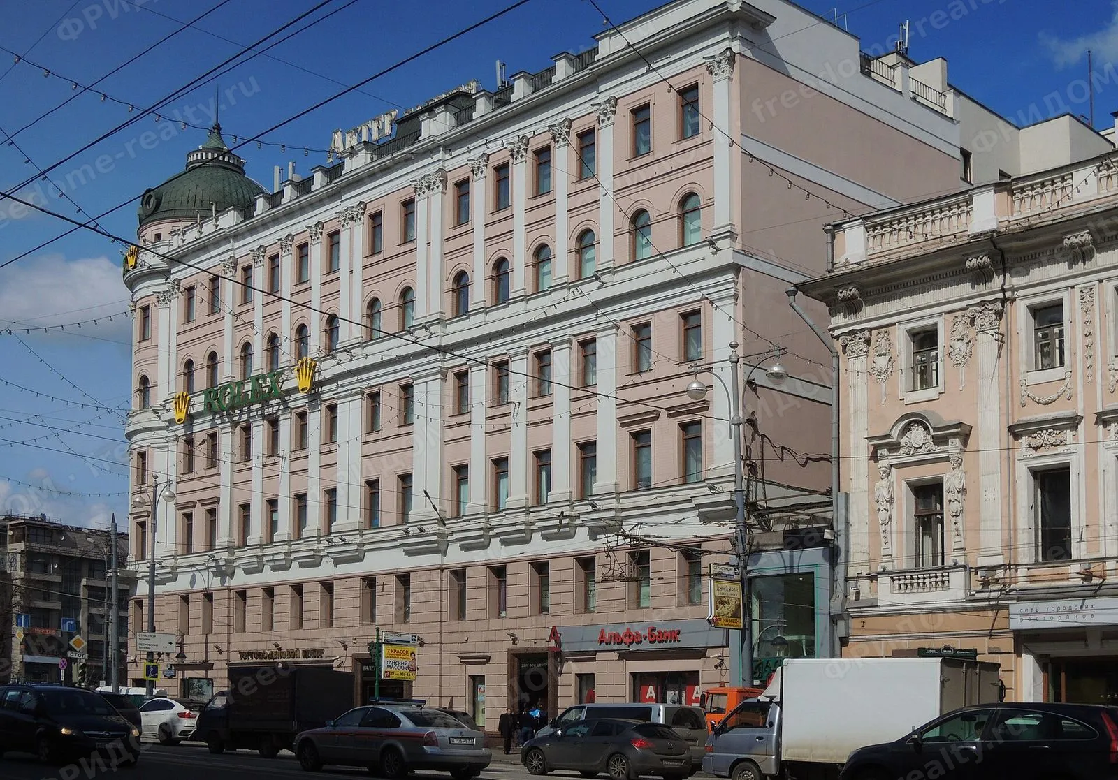 БЦ «Галерея Актёр», Тверская улица, 16, фасад здания, 2010-е годы. Автор: Shakko, лицензия Wikimedia Commons: CC BY-SA 3.0.
