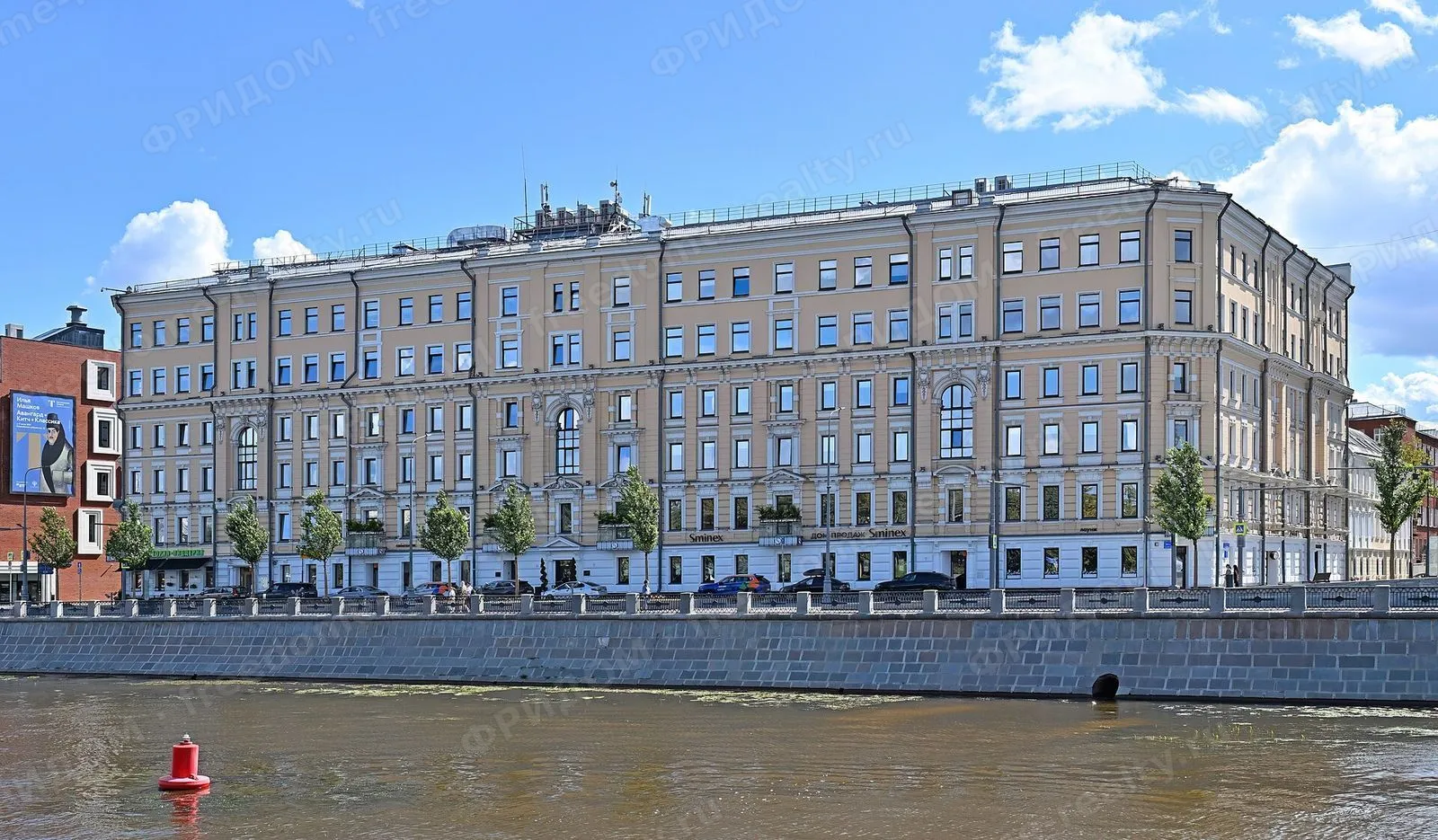 Кадашёвская набережная, 6, август 2025. Автор: Юрий Д.К. Лицензия Wikimedia Commons: CC BY 4.0.