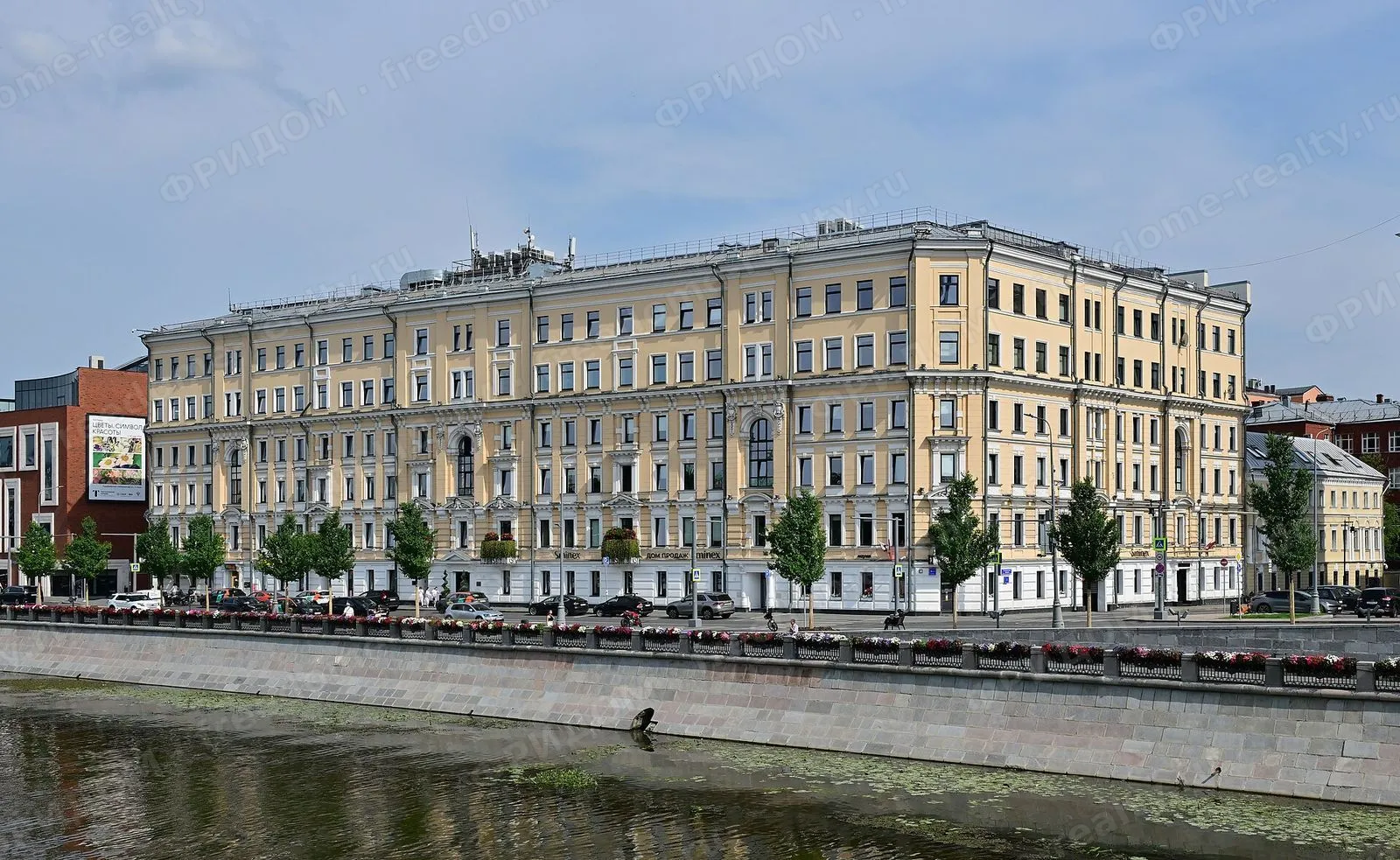Кадашёвская набережная, 6, июль 2026. Автор: Юрий Д.К. Лицензия Wikimedia Commons: CC BY 4.0.