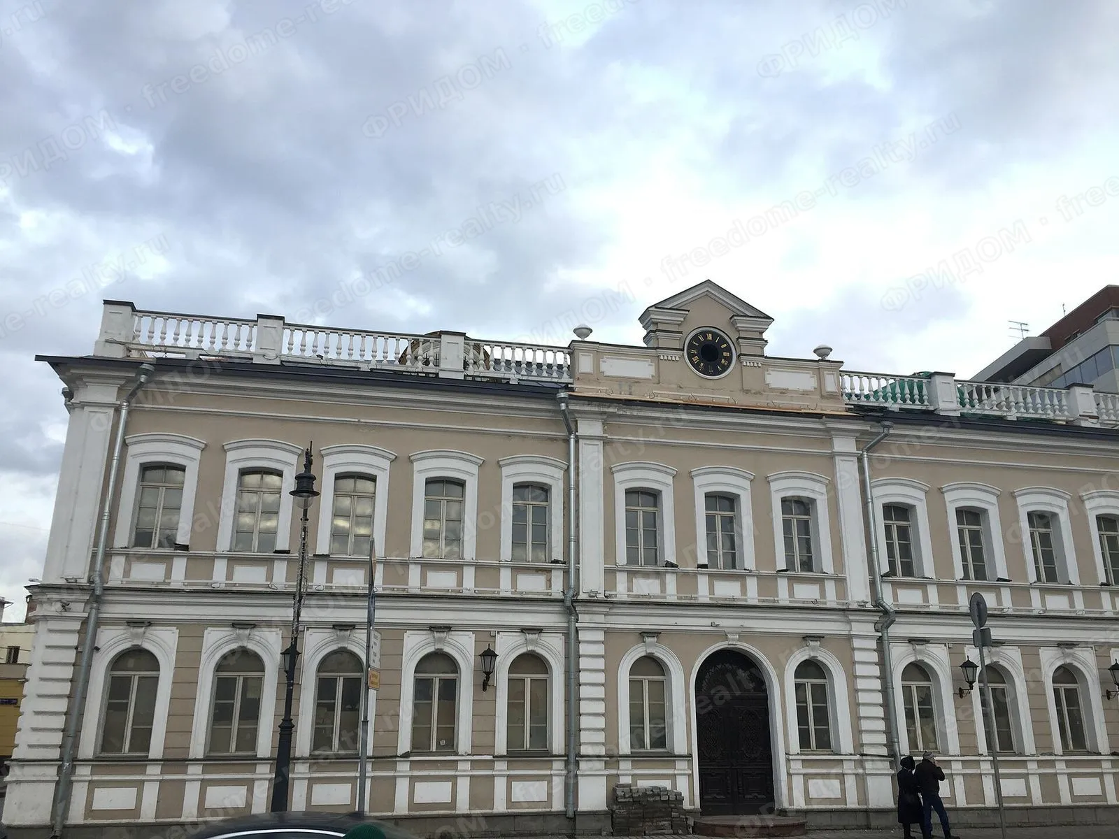 Улица Сретенка, 18, фасад. Фото: Roman Balabin, 2019. Лицензия Wikimedia Commons: CC BY-SA 3.0.