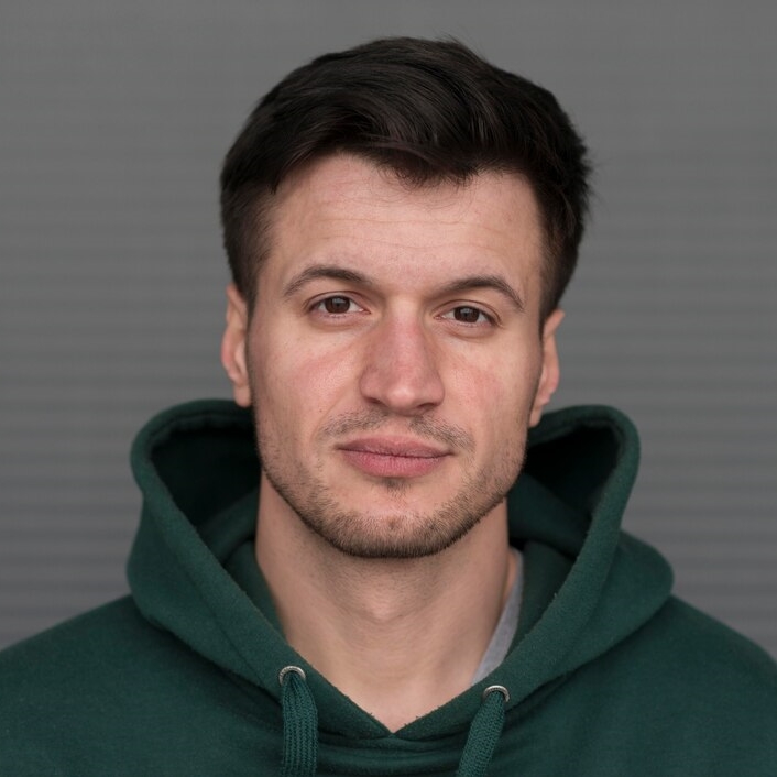 Максим